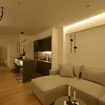 Luxury Downtown C2 *
