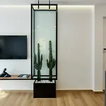 Luxury Downtown C2