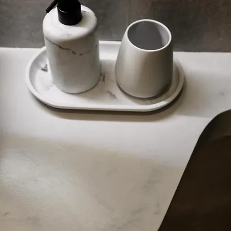 Luxury Downtown C2 Apartament