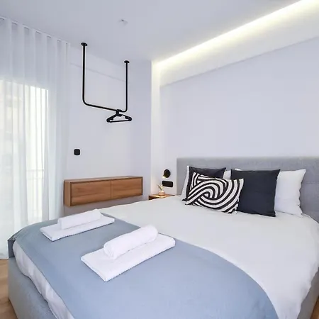 شقة Luxury Downtown C2