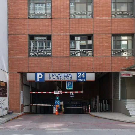 Luxury Downtown C2
