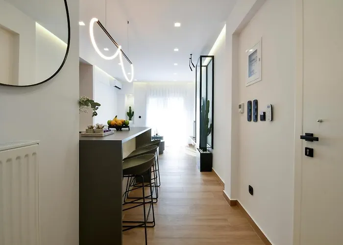 דירה Luxury Downtown C2