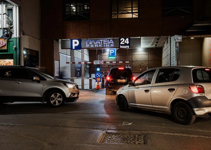 דירה Luxury Downtown C2